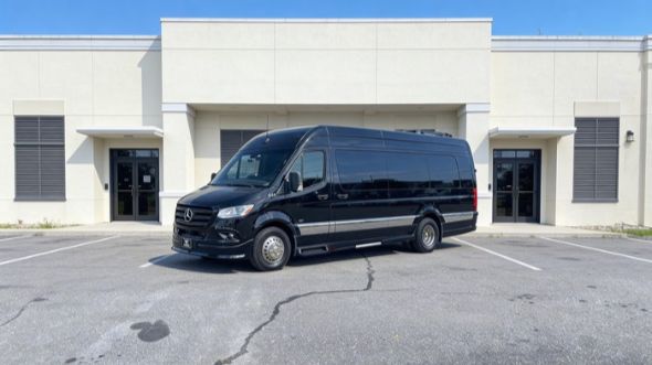 15 passenger sprinter van dallas