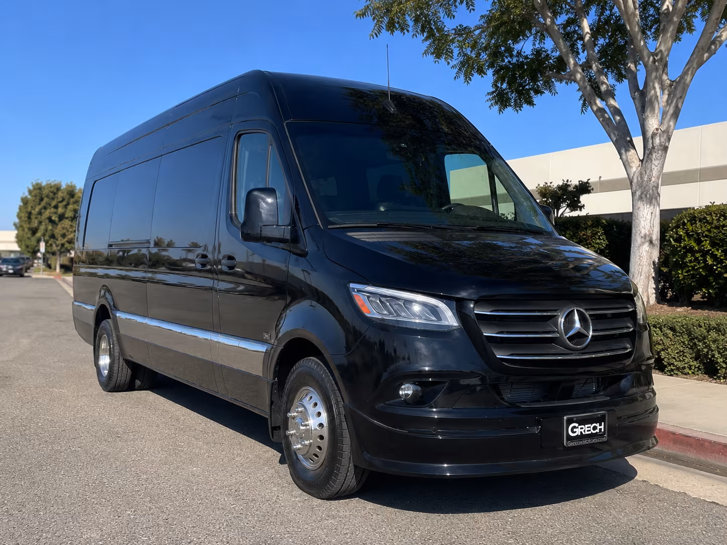 dallas 12 passenger sprinter van