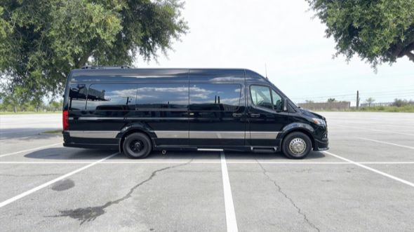 sprinter limousine dallas